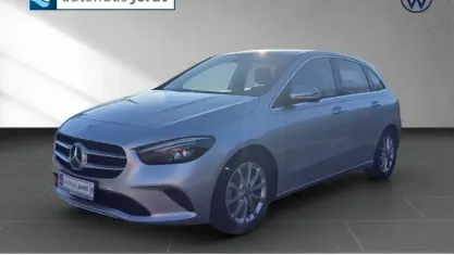 Gebraucht Mercedes B200 Progressive 163 PS (119 kW) 2021 Silber Van / Kleinbus
