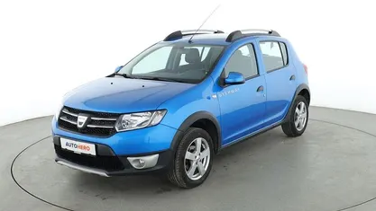 Blau Gebraucht 2014 Dacia Sandero Prestige Kleinwagen | 8.210 € (Etwas zu teuer)