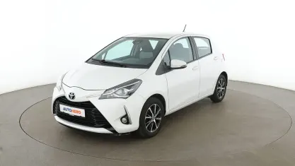 Gebraucht Toyota Yaris Team 112 PS (82 kW) 2018 Weiß Limousine
