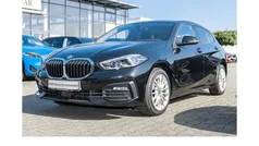 Schwarz Gebraucht 2022 BMW 118 Advantage Kleinwagen | 20.740 € (Fairer Preis)