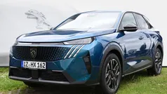Blau Gebraucht 2025 Peugeot 3008 Allure SUV | 36.790 € (Guter Preis)