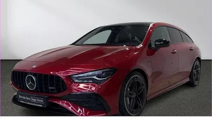 Gebraucht Mercedes CLA35 AMG AMG 306 PS (225 kW) 2024 Rot Limousine