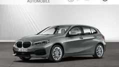 Grau Gebraucht 2022 BMW 118 Advantage Kleinwagen | 19.300 € (Guter Preis)