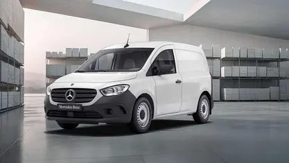 Weiß Gebraucht 2021 Mercedes Citan 110 Van | 19.790 € (Fairer Preis)