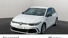Gebraucht 2023 VW Golf VIII R-line Limousine | 28.995 € (Fairer Preis)