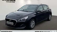 Schwarz Gebraucht 2020 Hyundai i30 YES! Limousine | 15.350 € (Guter Preis)