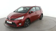 Rot Gebraucht 2018 Toyota Verso Edition-S Van / Kleinbus | 18.870 € (Fairer Preis)