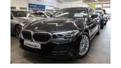 Black sapphire Gebraucht 2021 BMW 530 Kombi | 30.970 € (Fairer Preis)