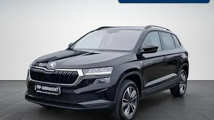 Schwarzmagic perleffekt Gebraucht 2023 Skoda Karoq Tour SUV | 25.980 € (Guter Preis)