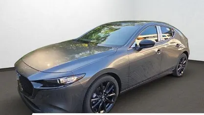 Neu Mazda 3 Homura-Line 140 PS (102 kW) 2026 Grau Limousine