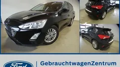 Farbe: schwarz Gebraucht 2019 Ford Focus Titanium Limousine | 8.990 € (Superpreis)