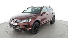 Rot Gebraucht 2017 VW Touareg Terrain Tech SUV | 28.830 € (Fairer Preis)