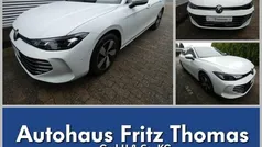Pure white (weiß) Gebraucht 2024 VW Passat Business Kombi | 34.950 € (Fairer Preis)