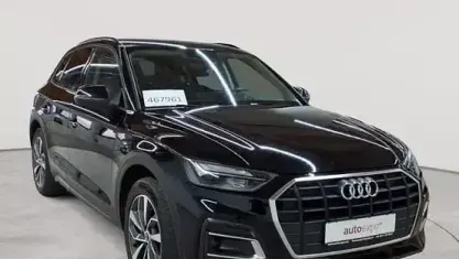 Käytetty Audi Q5 Ambiente 204 HP (150 kW) 2022 Musta Katumaasturi