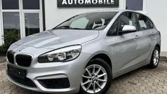 Silber Gebraucht 2015 BMW 218 Active Tourer Van / Kleinbus | 13.979 € (Fairer Preis)