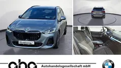 Grau Gebraucht 2022 BMW 223 Active Tourer M Sport Van / Kleinbus | 35.930 € (Fairer Preis)