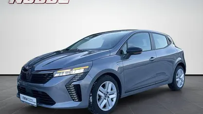 Gebraucht 2024 Renault Clio V Evolution Limousine | 16.790 € (Fairer Preis)