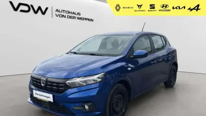 Używany Dacia Sandero Comfort 91 KM (66 kW) 2021 Niebieski Hatchback