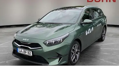 Gebraucht 2025 Kia Ceed Sportswagon Spirit Kombi | 32.990 €
