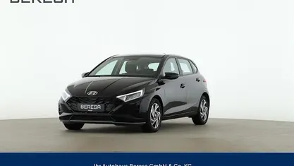 Schwarz Neu 2025 Hyundai i20 Trend Limousine | 22.880 € (Fairer Preis)