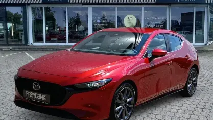 Gebraucht Mazda 3 Selection 122 PS (89 kW) 2020 Soul red crystal Limousine