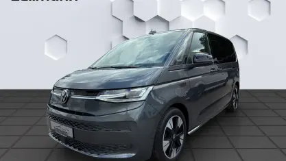 Gebraucht VW Multivan Life 150 PS (110 kW) 2025 Indiumgrau Van / Kleinbus