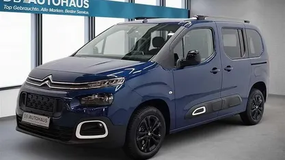 Gebraucht Citroën Berlingo Shine 102 PS (75 kW) 2024 Blau Van / Kleinbus