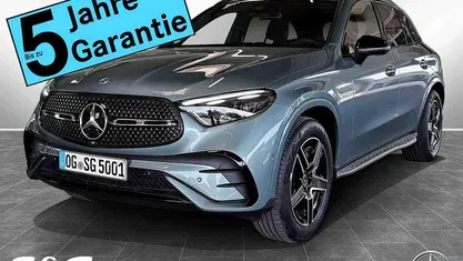 Metalliclack verdesilber Gebraucht 2025 Mercedes GLC220 AMG SUV | 61.499 € (Fairer Preis)