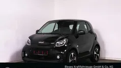 Bodypanels in black Gebraucht 2024 Smart ForTwo Electric Drive Passion Exclusive Coupé | 15.600 € (Fairer Preis)