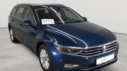 Gebraucht VW Passat Business 150 PS (110 kW) 2022 Aquamarinblau metallic Kombi