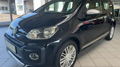 Second-hand VW up! 90 CP (66 kW) 2017 Negru Hatchback