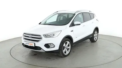 Weiß Gebraucht 2018 Ford Kuga Titanium SUV | 15.760 € (Guter Preis)