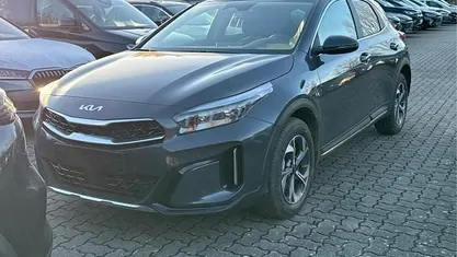 Neu Kia XCeed Exclusive 116 PS (85 kW) 2026 Pentametal metallic/grau SUV