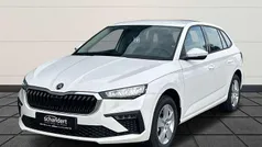 Candyweiß (weiß) Gebraucht 2024 Skoda Scala Essence Kleinwagen | 19.950 € (Fairer Preis)