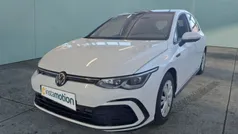 Weiß Gebraucht 2022 VW Golf VIII R-line Limousine | 28.390 € (Fairer Preis)