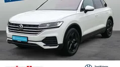 Oryxweiß perlmutteffekt Gebraucht 2025 VW Touareg SUV | 59.880 € (Fairer Preis)