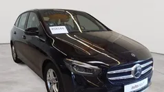 Nachtschwarz Gebraucht 2020 Mercedes B180 Style Van / Kleinbus | 19.990 € (Fairer Preis)