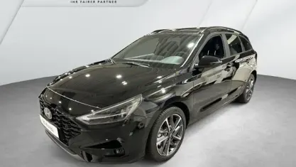 Neu Hyundai i30 Advantage 150 PS (110 kW) 2026 Schwarz Kombi