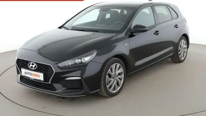 Gebraucht Hyundai i30 N Line 120 PS (88 kW) 2020 Schwarz Limousine