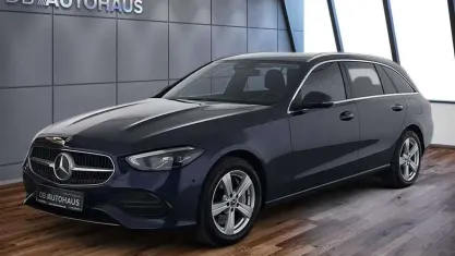 Gebraucht Mercedes C300e Advanced 313 PS (230 kW) 2023 Blau Kombi