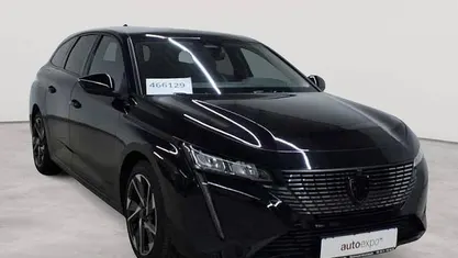 Gebraucht Peugeot 308 SW Allure 130 PS (95 kW) 2023 Perla nera schwarz metallic Kombi