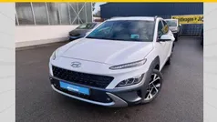 Atlas white / sol Gebraucht 2021 Hyundai Kona Prime SUV | 22.890 € (Fairer Preis)