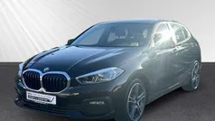 Schwarz Gebraucht 2022 BMW 118 Advantage Kleinwagen | 19.990 € (Fairer Preis)