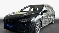 Agate black metallic Gebraucht 2024 Ford Focus ST-Line Kombi | 26.450 € (Fairer Preis)