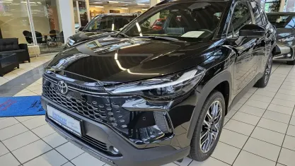 Gebraucht Toyota Corolla Cross 179 PS (131 kW) 2025 Schwarz SUV