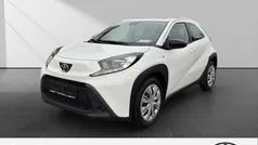 Gebraucht 2022 Toyota Aygo X X-play SUV | 15.990 € (Fairer Preis)