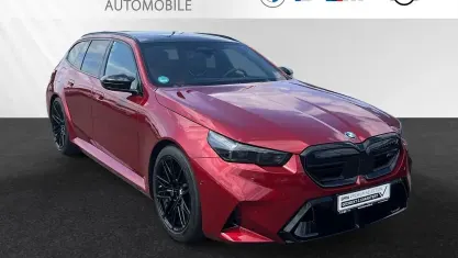 Gebraucht BMW M5 M Sport 727 PS (534 kW) 2025 Fire red Kombi