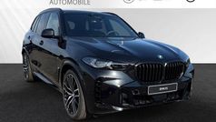 Saphirschwarz metallic Neu 2025 BMW X5 M Sport SUV | 108.690 € (Fairer Preis)