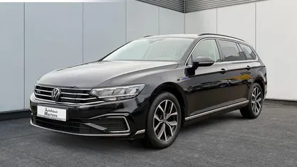 Schwarz Gebraucht 2021 VW Passat GTE Kombi | 20.980 € (Etwas zu teuer)