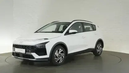 Gebraucht Hyundai Bayon Trend 101 PS (74 kW) 2025 Weiss SUV